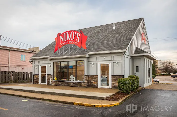 Niko's Bakery & Cafe Picture 8