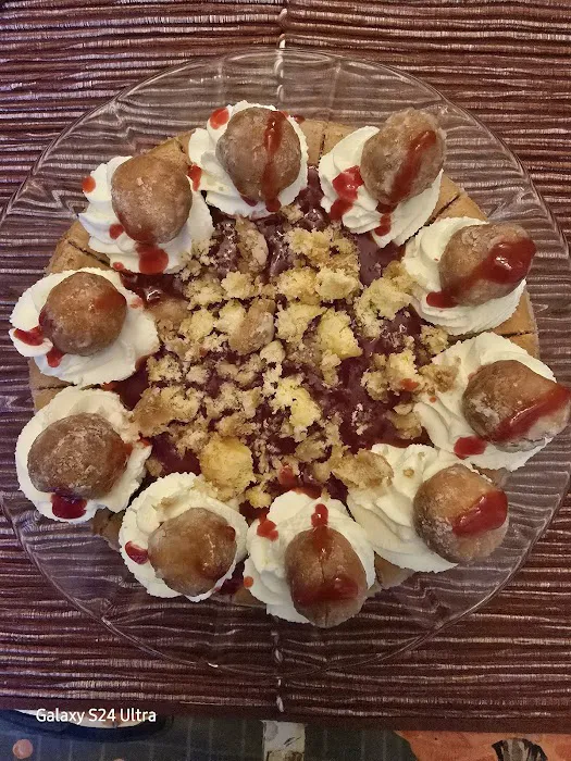 Amosami Cheesecake Company Picture 7