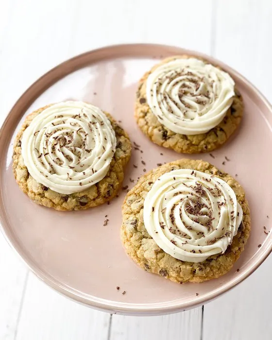Becca Bakes Picture 6