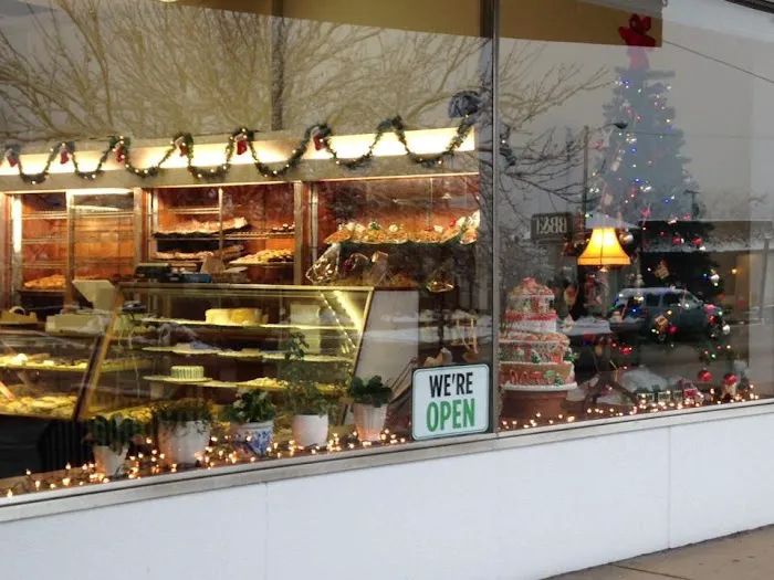 Westhampton Pastry Shop Picture 5