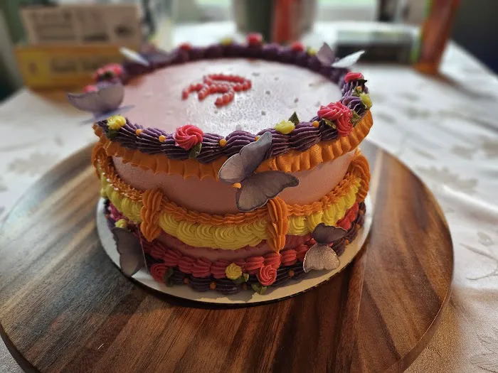 Cameo Cakery And Cafe Picture 10