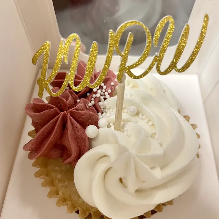 Demi's Cupcakes Picture 10