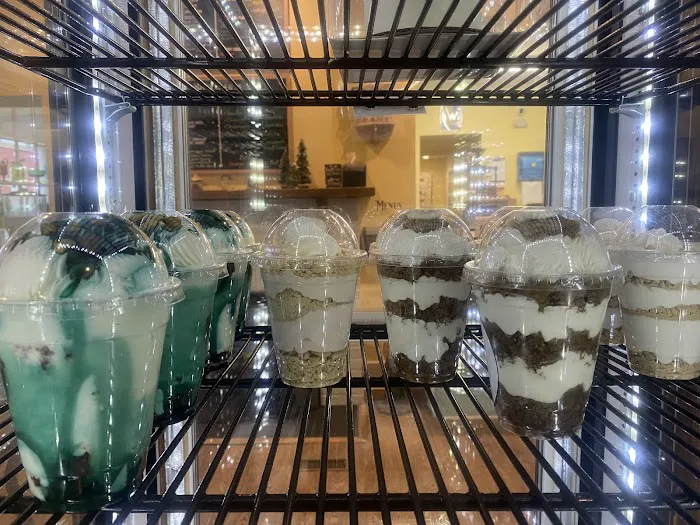 Minglewood Bake Shop Picture 2