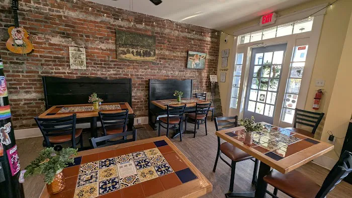 Minglewood Bake Shop Picture 10