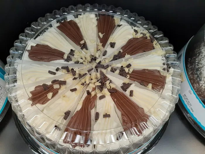 BJ's Bakery Picture 2