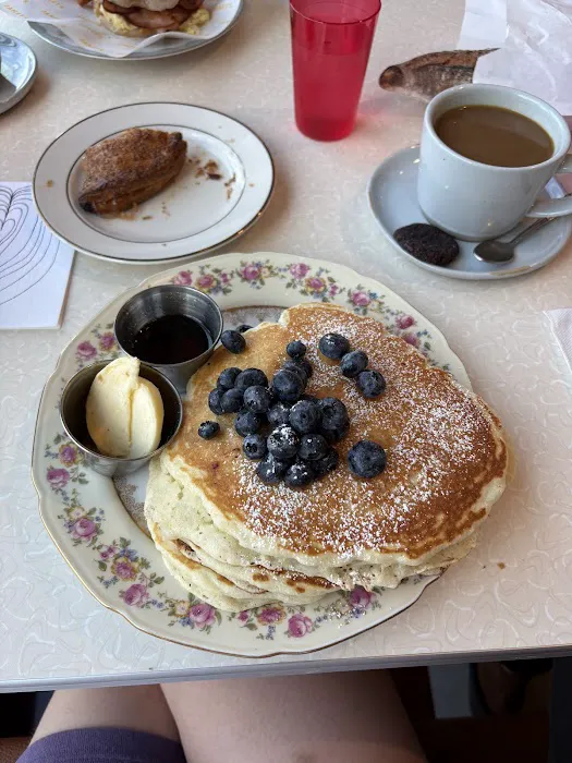 Janet’s Cafe & Bakery Picture 5