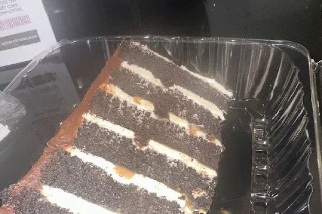 Scharolina's Custom Cakes & Confections