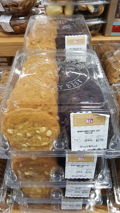 BJ's Bakery Picture 3