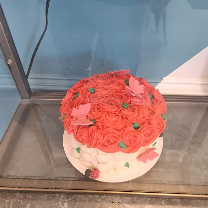 Frostings Bake Shop Picture 7