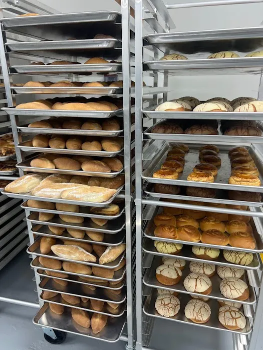 La Palma Bakery & Latino Market Picture 7