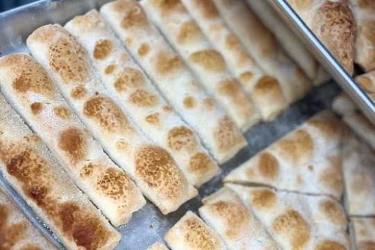La Palma Bakery & Latino Market