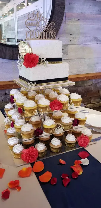 Donna's Baking Creations Picture 8