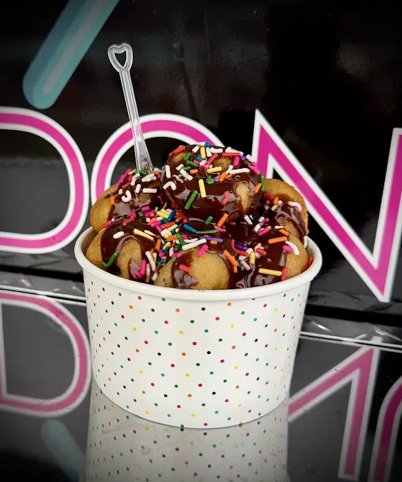 Krave Donuts, LLC Picture 4