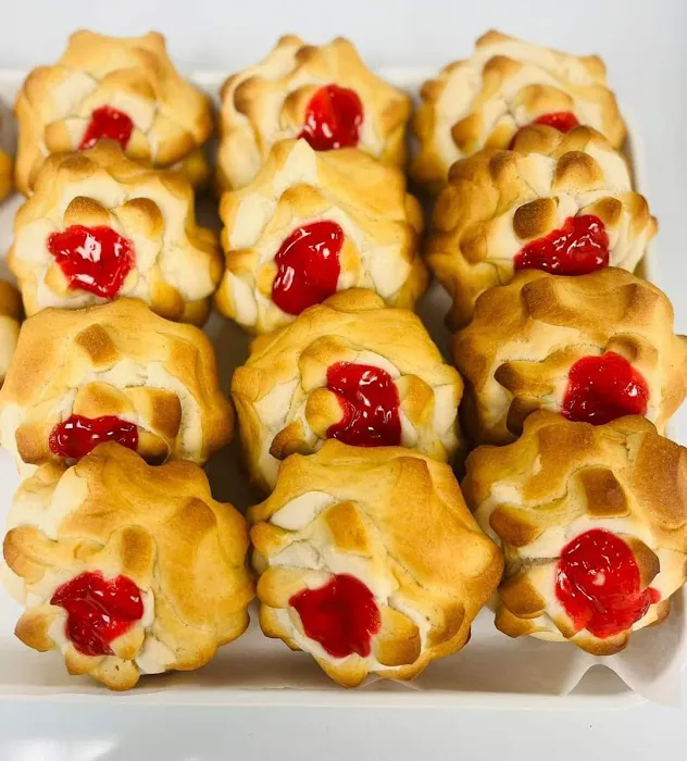Omarcitos Bakery Picture 7