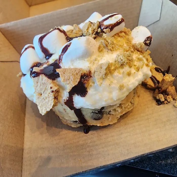 Cinnaholic Picture 4