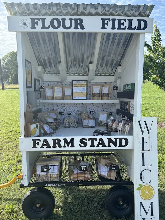 Flour Field Farmstand Picture 1