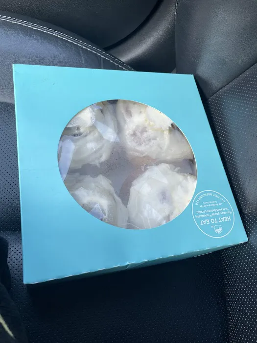 Cinnabon Picture 8