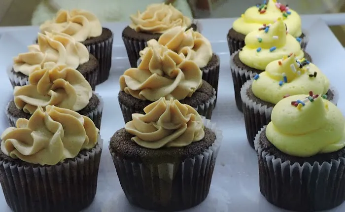 Cakes and Moore Bakery Picture 10
