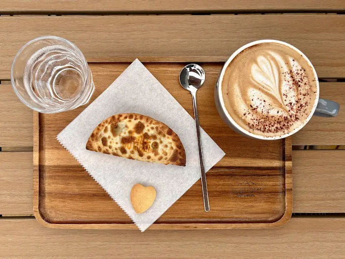 Cumbre Bakery Picture 3