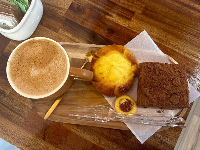 Cumbre Bakery Picture 5