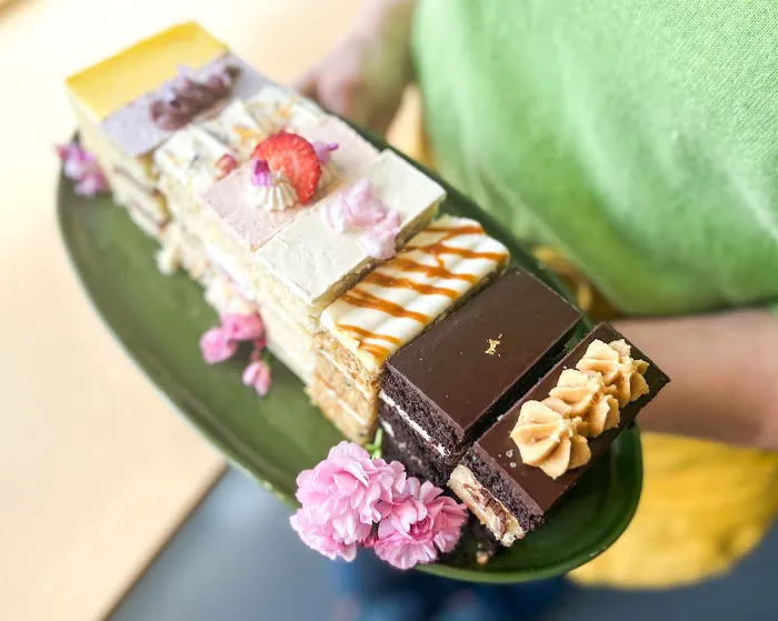 Cake Bloom Picture 2