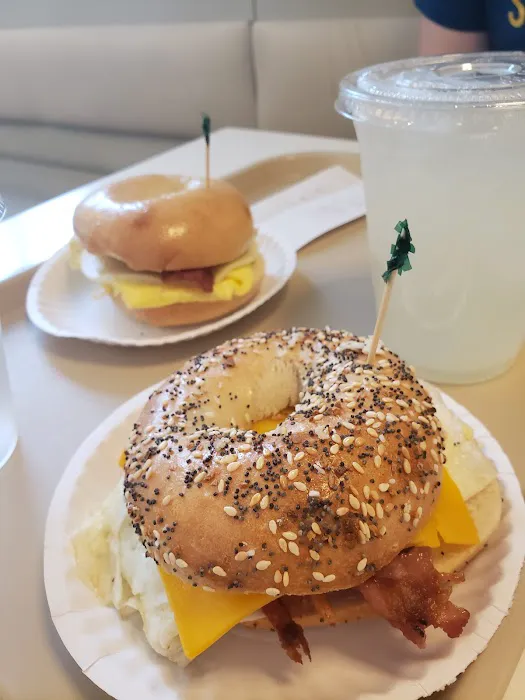 Bodo's Bagels Picture 7