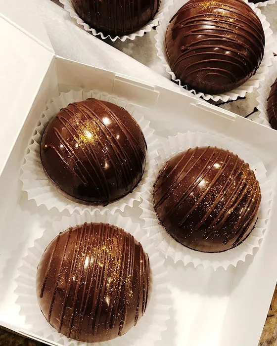 Jae's Cakes Picture 4