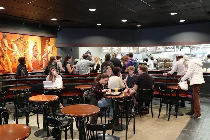Bodo's Bagels Picture 5