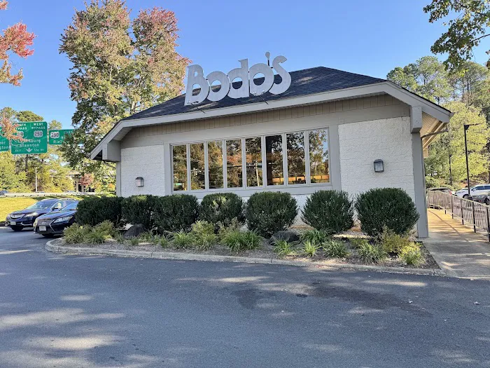 Bodo's Bagels Picture 8