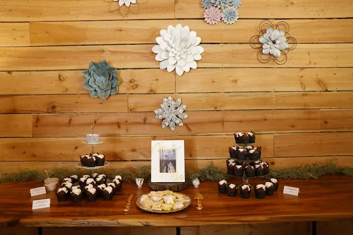 Confections of a Cake Picture 9