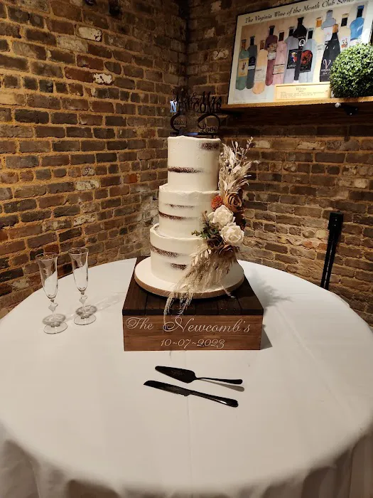 Confections of a Cake Picture 5