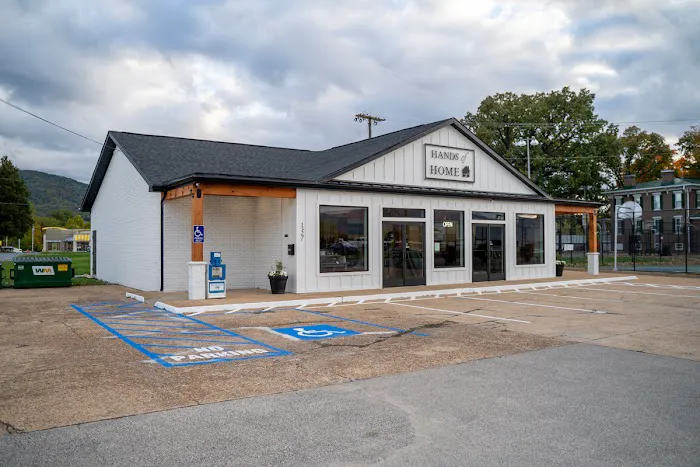 Hands of Home - Artisan Gifts & Bakery, Elkton, VA Picture 7