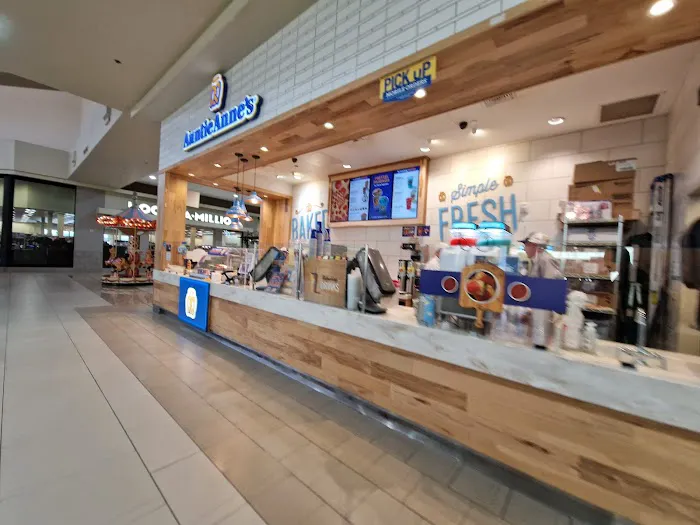 Auntie Anne's Picture 10