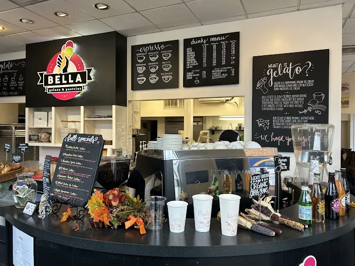Bella Gelato & Pastries Picture 9