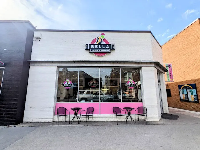 Bella Gelato & Pastries Picture 7