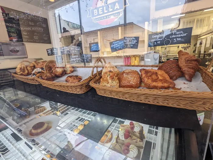 Bella Gelato & Pastries Picture 3