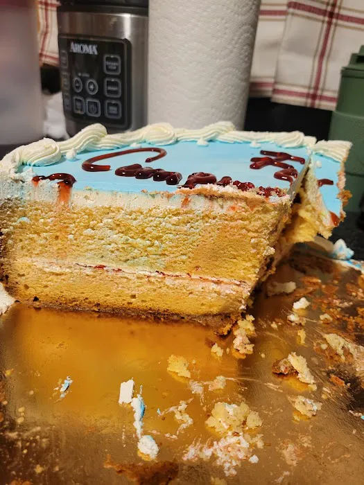 El Paisano Bakery Picture 9