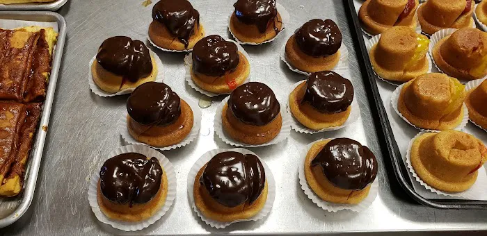 El Paisano Bakery Picture 2