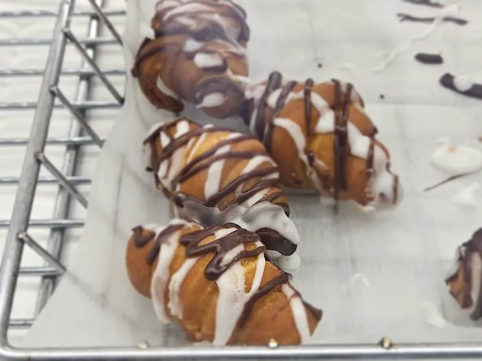 Strite's Donuts Picture 10