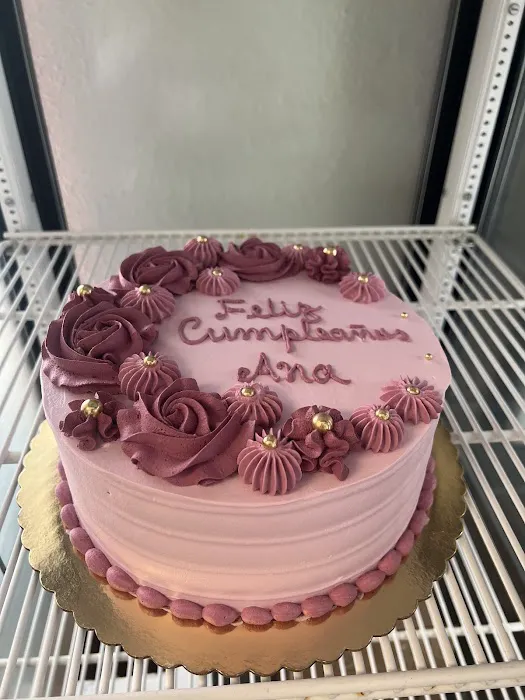 La Bendicion Bakery Picture 8