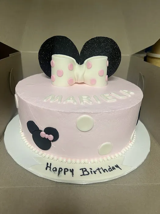La Bendicion Bakery Picture 2