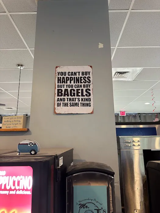 Mr. J's Bagels & Deli III Picture 7
