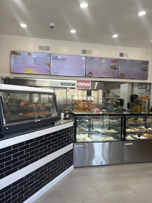 El Tipico Bakery Picture 3