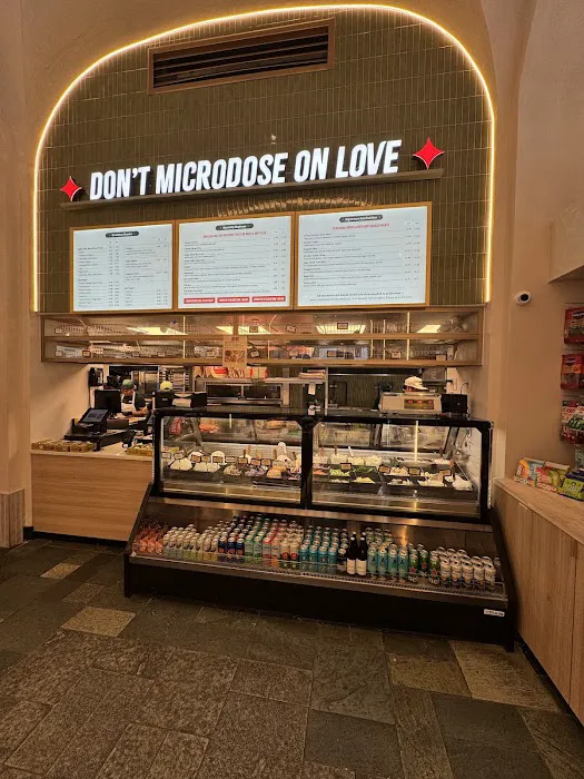 Bagizza Bagels & Pizza Picture 4