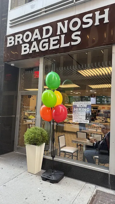 Broad Nosh Bagels Deli & Catering 49th Street Picture 1