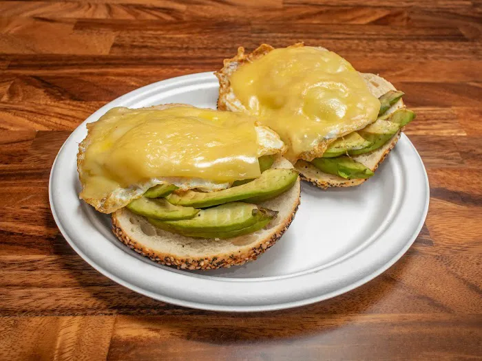 Broad Nosh Bagels Deli & Catering 49th Street Picture 8