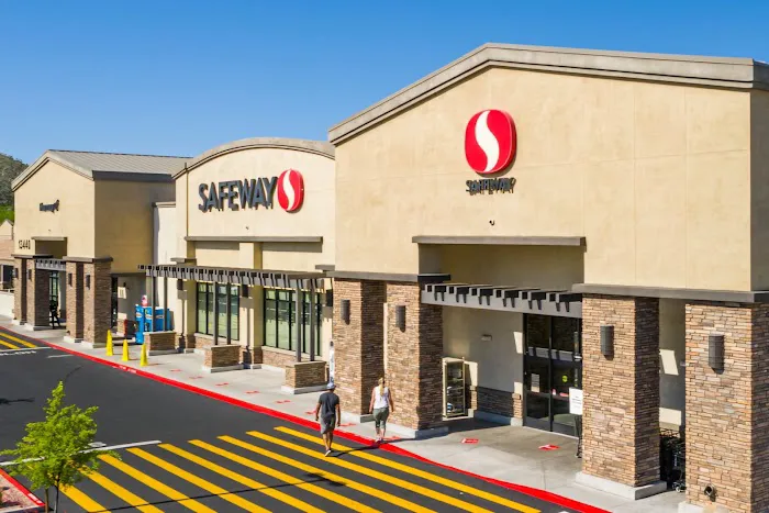 Safeway Bakery Picture 1