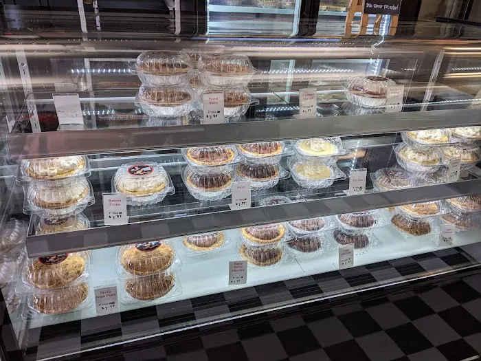 Mamma Toledo's The Pie Hole Picture 6