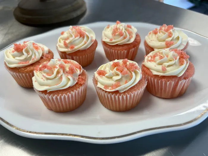 Riviera Patisserie Picture 9
