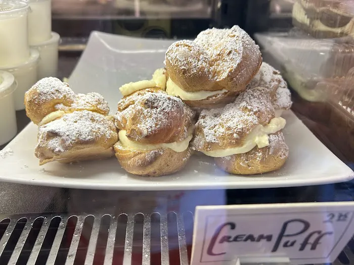 Balkan Bakery Picture 3